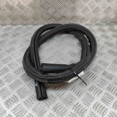 Garnitura ușă dreapta față AUDI A5 Cabrio 8F7 2017 OEM: 8F0831707B foto