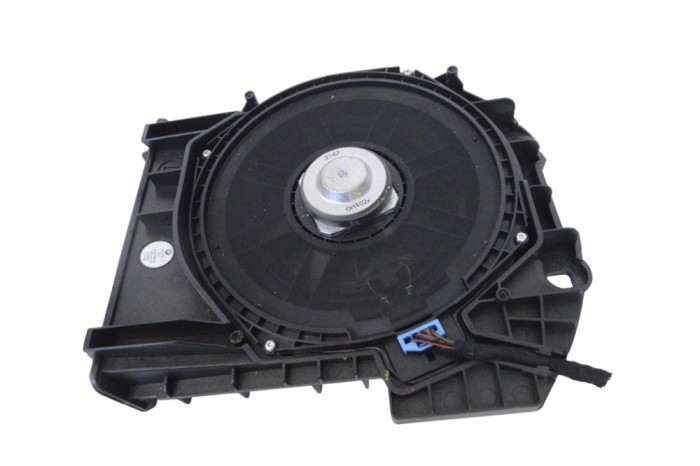 Subwoofer BMW 5 F10 2010 OEM: 9195199 | 17902730