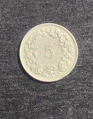 Moneda 5 rappen Elvetia foto