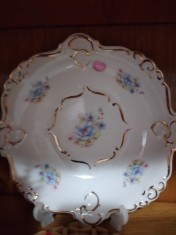 bibelouri, cani, cesti farfurii foto