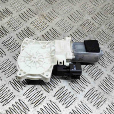 Motor macara geam ușă dreapta față JAGUAR F-PACE X761 2020 OEM: C39789-101 13999118 foto