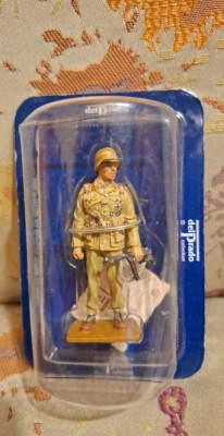 Soldat din plumb Warrant Officer Afrikakorps - Germany - 1942 MAN AT WAR 1:32 foto