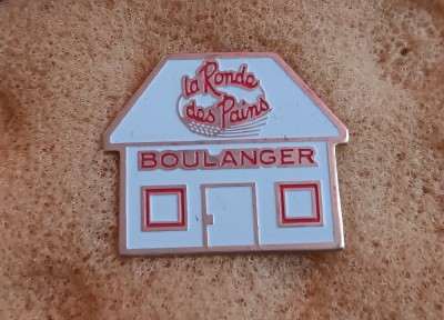 QW9 N5 55 - insigna - tematica reclama - brutaria La Rondes de Pains foto