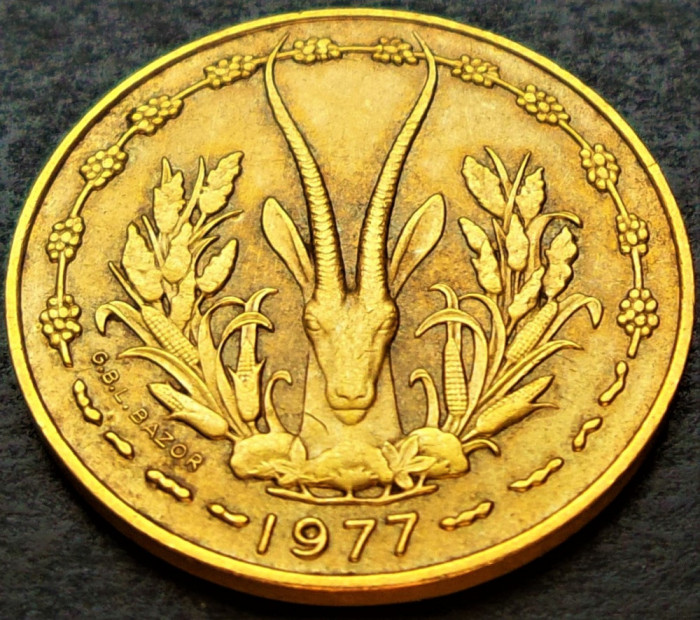 Moneda exotica 10 FRANCI - AFRICA de VEST, anul 1977 *cod 2094 = excelenta