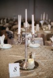 Inchiriere sfesnic elegant cu 5 brate si lumanari LED incluse , Perfect pentru evenimente de neuitat