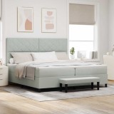 Cumpara ieftin Pat cu arcuri cu saltea Gri deschis 200 x 200 cm Catifea