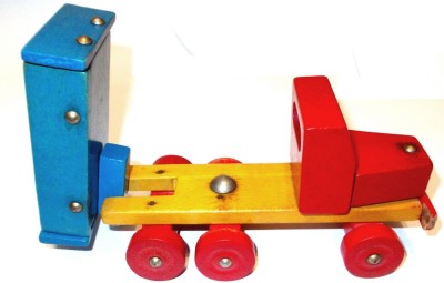 LOT JUCARII JUCARIE LEMN VECHI TRICOLORE CAMION RABATABIL , REMORCA SI LOCOMOTIVA CU CLOPOTEL foto