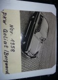 lot 2 fotografii vechi,una cu masina veche de colectie,foto 1958,T.GRATUIT