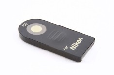 Telecomanda infrarosu ML-L3 pentru Nikon D40 D50 D60 D70 D750 D80 D90 N65 N75 D5000 D3200 D3000 D7000 D7100 D5100 Coolpix 8400 8800 P7000 P7100 P7800