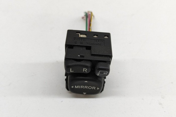 Comutator de reglare oglinda TOYOTA LAND CRUISER 120 _J12_ 2005 OEM: 84870-28020 | 29481847