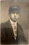 Elev, scolar Fotografie interbelica Targu Mures / Marosv&aacute;s&aacute;rhely, Atelier Foto KOKOS, / elev Romulus Maior clasa a III-a / istoria scolii / uniforma