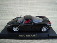 Macheta Ferrari Enzo 1:43 IXO foto