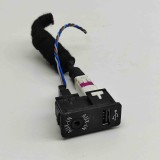 Port USB AUX BMW Seria 3 Touring F31 (2012-2019) OEM 9229246 Original