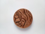 medalie bronz , in stil Art NUVEAU , interesanta .Diametru 50 mm