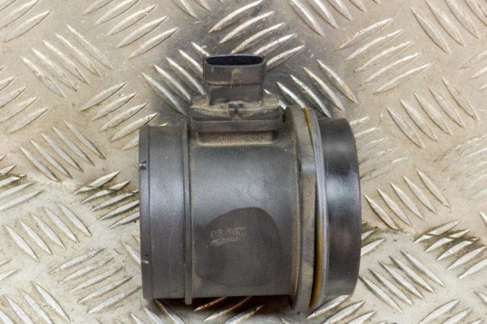 Debitmetru de aer LAND ROVER RANGE ROVER EVOQUE L538 2017 OEM: G4D3-12B579-AA,0280218307 14501756