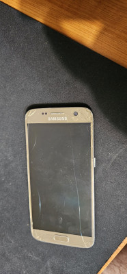 Samsung Galaxy S7 MODEL SM-G930F , DISPLAY SI SPATE SPARTE . foto