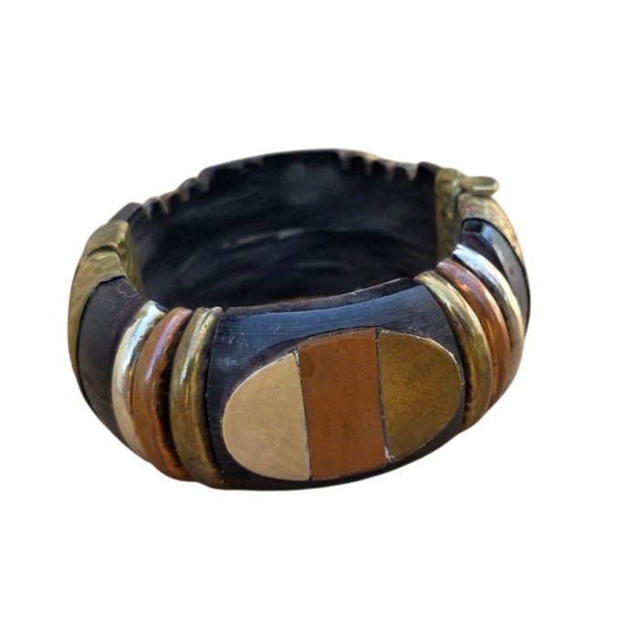 BRĂȚARĂ VINTAGE ETNICĂ RIGIDĂ , TIP CUFF LUCRATĂ MANUAL INDIA