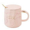 Cana cu capac din ceramica si lingurita Pufo Mind &amp; Life pentru cafea sau ceai, 350 ml, roz
