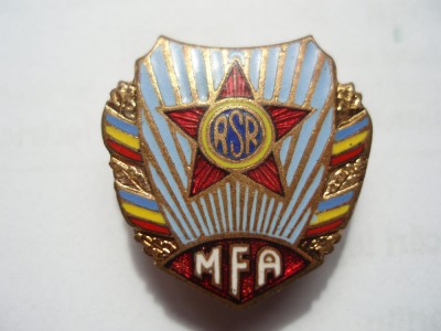 ROMANIA - INSIGNA MILITARA - MFA ( MIN. FORTELOR ARMATE ) , 1965, RSR, IM 1.155 foto