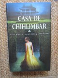 Casa de chihlimbar - Kelly Moore