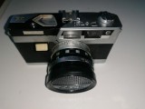 Cumpara ieftin APARAT FOTO CU FILM DE COLECTIE PETRI PRO 7 + HUSA - PT COLECTIONAT