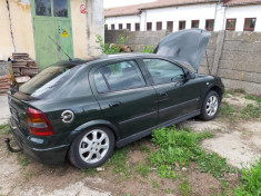 Opel Astra G avariat foto