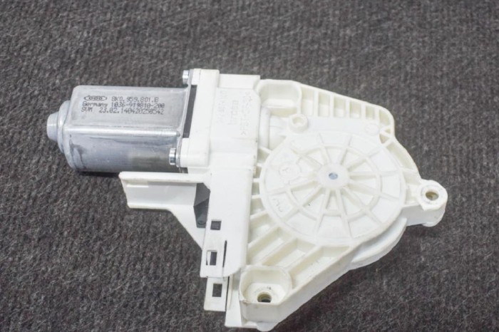 Motor macara geam ușă st&acirc;nga față AUDI Q5 8R 2014 OEM: 8K0959801B,1036-919810-200 11240274