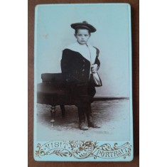 Fotografie tip CDV, baietel cu palarie, inceput de secol XX