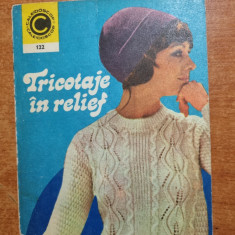 tricotaje in relief - din anul 1973