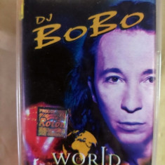 DJ BoBo - World in motion (Roton), caseta audio