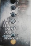 Un drum lung pana jos - Jason Reynolds, Roman Beletristica
