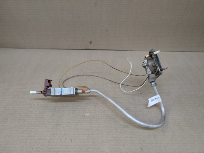 robinet gaz cu conducta dreapta sus aragaz electrolux ekg 511010 / L12