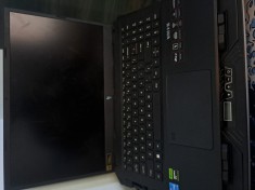 V&acirc;nd Laptop Acer Nitro V15+Cooler Rampage