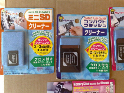 Card cleaner pentru card SD , CF , Memory Stick Duo - nou foto