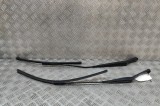 Braț ștergător față AUDI Q5 8R 2015 OEM: 3392125707,8R1955407B,8R1955408B,8R1955425B 30667940