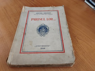 Parisul lor foto
