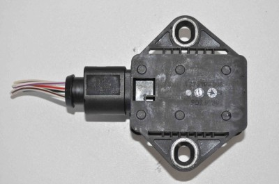 Senzor de accelerație BENTLEY CONTINENTAL Coupe 3W_ 2007 OEM: 8E0907637A | 2488066 foto