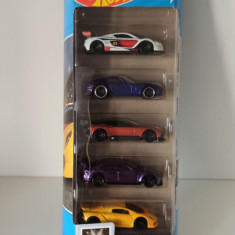 Machete HotWheels - 5-pack Motor Show set de 5 Hot Wheels 2022