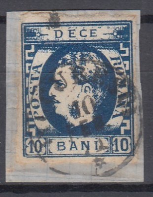 ROMANIA1869 LP 26 REGELE CAROL I CU FAVORITI VALOAREA 10 BANI ALBASTRU/FRAGMENT STAMPILAT foto