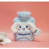 Perna pentru apa calda Cinnamon Relief Pillow capacitate 1l, din cauciuc, cu husa pufoasa Hello Kitty