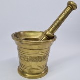 Mojar si pistil bronz masiv gravat, tematica orientala, vintage