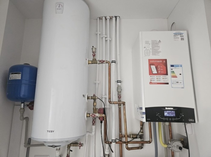 Centrală gaz + boiler