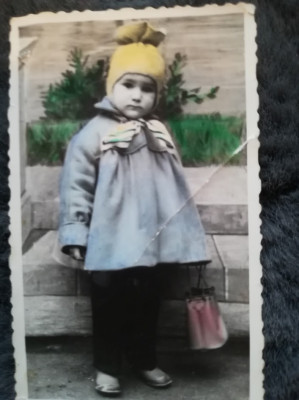 1960 Vatra Dornei, foto color format mic, moda copii, text pe verso Bucovina foto