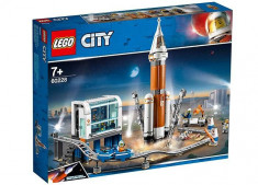 LEGO City - Racheta pentru spatiul indepartat si Centrul de comanda al lansarii foto