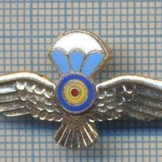 AX 768 INSIGNA - SEMN DE ARMA PARASUTISTI -PENTRU COLECTIONARI