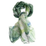 Esarfa din vascoza cu frunze verzi