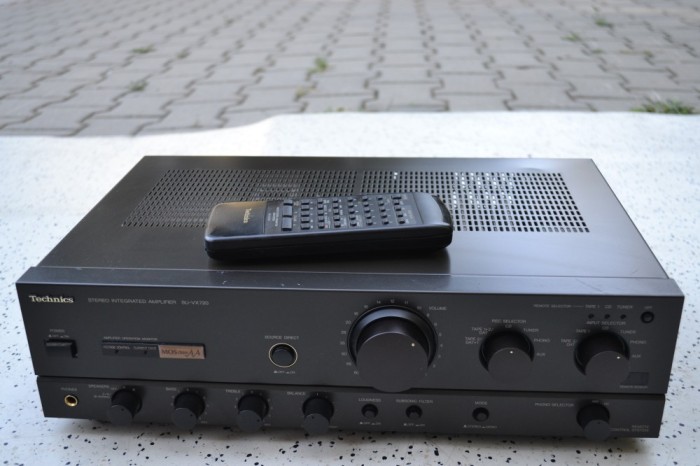 Amplificator Technics SU VX 720