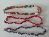 Cumpara ieftin Lot 2 coliere elegante: coral rosu si diverse pietre naturale
