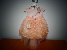 Rochiță Elegantă Coroniță Trandafir și Trenă - 2 ani foto