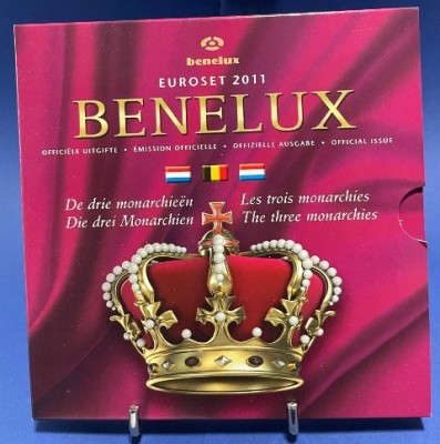 BENELUX 2011 -3 Seturi monetarie 1 cent -2 euro + medalie -folder/BU foto